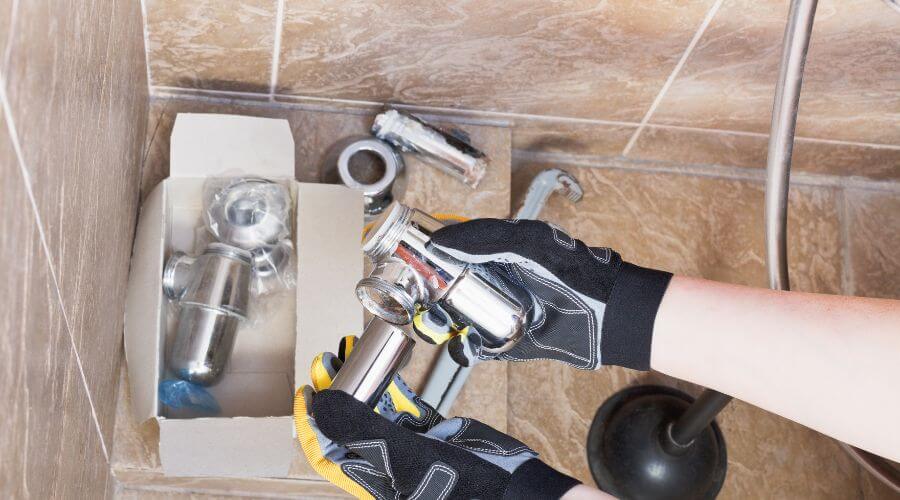 Expert Emergency Roof Repairs services in Mount Morris, MI
